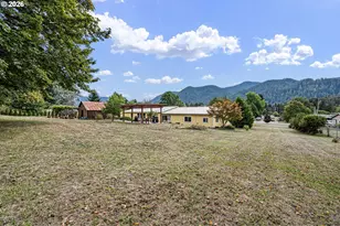 47849 W 2nd St, Oakridge, OR 97463 - Photo 4