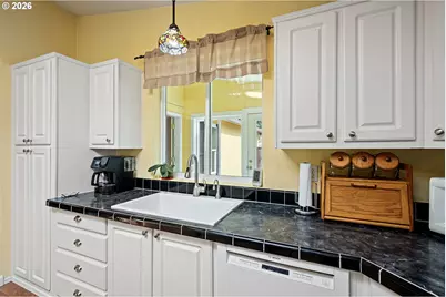 47849 W 2nd St, Oakridge, OR 97463 - Photo 18