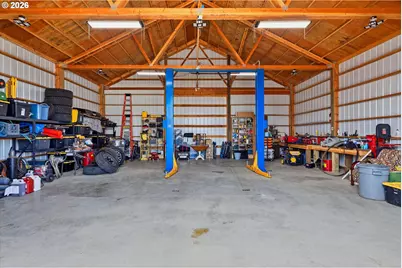 12200 S Fox Rd, Molalla, OR 97038 - Photo 10