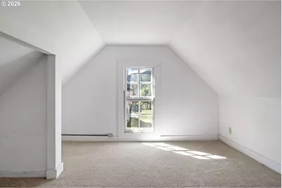 330 NE 1st St, Oakland, OR 97462 - Photo 24