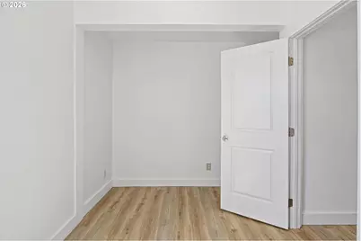 330 NE 1st St, Oakland, OR 97462 - Photo 16