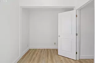 330 NE 1st St, Oakland, OR 97462 - Photo 16