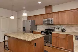 11118 SW Mont Blanc St, Wilsonville, OR 97070 - Photo 16