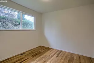 9010 SW Meadow Ln, Portland, OR 97225 - Photo 18