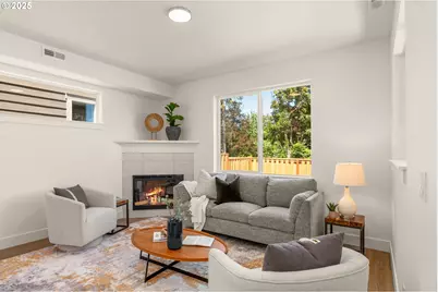 18945 SW Hazelwood Ln #L-7, Beaverton, OR 97078 - Photo 6