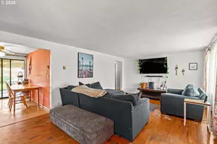 1742 Maywood Ave, Eugene, OR 97404 - Photo 4