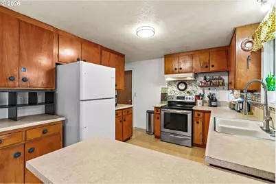 1742 Maywood Ave, Eugene, OR 97404 - Photo 12