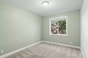 15590 SW Raphael Ln, Portland, OR 97224 - Photo 14
