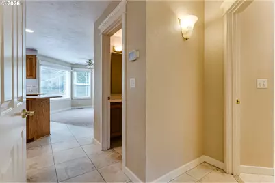 3926 Shasta View St, Eugene, OR 97405 - Photo 14