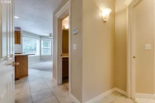 3926 Shasta View St, Eugene, OR 97405 - Photo 14