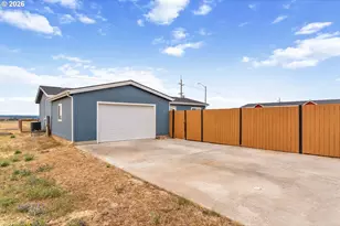 1821 Jaxon St, Goldendale, WA 98620 - Photo 2