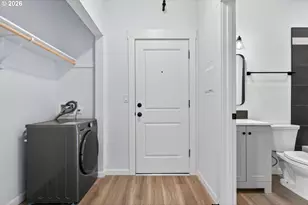 708 N Killingsworth St, Portland, OR 97217 - Photo 8