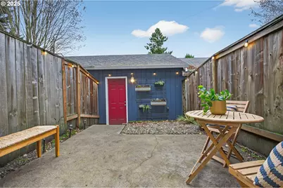 6689 N Columbia Way, Portland, OR 97203 - Photo 28