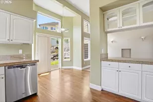 14297 SE Summit Dr, Clackamas, OR 97015 - Photo 14