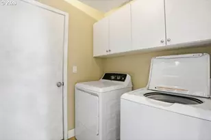 14297 SE Summit Dr, Clackamas, OR 97015 - Photo 16