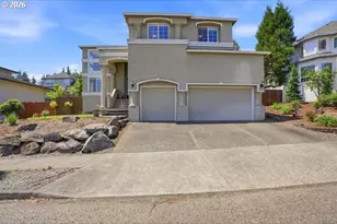 14297 SE Summit Dr, Clackamas, OR 97015 - Photo 2