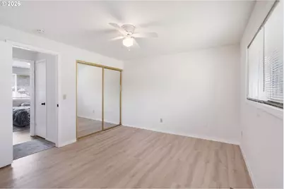 631 SE 215th Ave, Gresham, OR 97030 - Photo 28