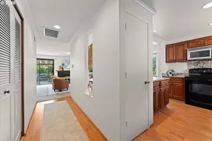 15565 SW 109th Ave, Portland, OR 97224 - Photo 8
