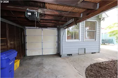 226 SE 76th Ave, Portland, OR 97215 - Photo 38