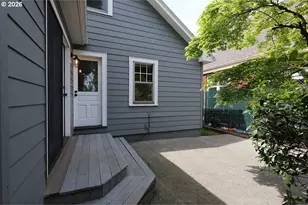 226 SE 76th Ave, Portland, OR 97215 - Photo 36
