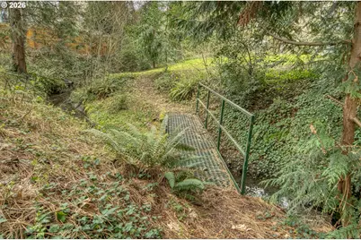 5730 SW Shattuck Rd, Portland, OR 97221 - Photo 38