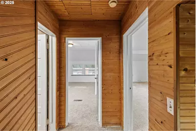 1392 N 8th St, Coos Bay, OR 97420 - Photo 18