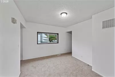 1392 N 8th St, Coos Bay, OR 97420 - Photo 28