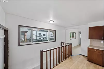 1392 N 8th St, Coos Bay, OR 97420 - Photo 16