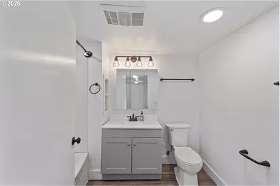 1326 Lakeshore Dr, Coos Bay, OR 97420 - Photo 26