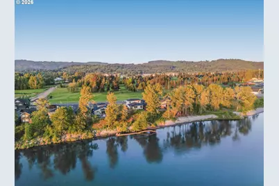 2040 S River Rd, Kelso, WA 98626 - Photo 2