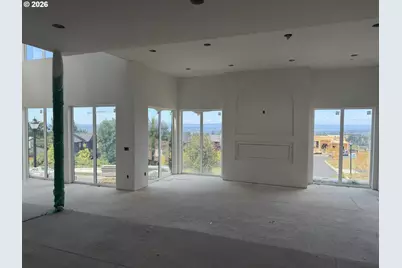 3308 NW 17th Ave, Camas, WA 98607 - Photo 2