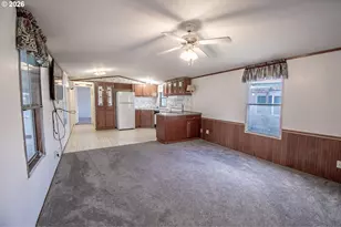 4750 Franklin Blvd, Eugene, OR 97403 - Photo 2