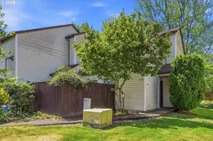 5783 SW 204th Pl, Beaverton, OR 97078 - Photo 2