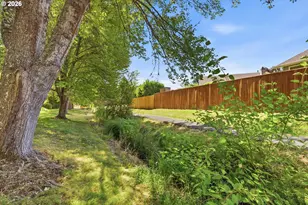 5783 SW 204th Pl, Beaverton, OR 97078 - Photo 28