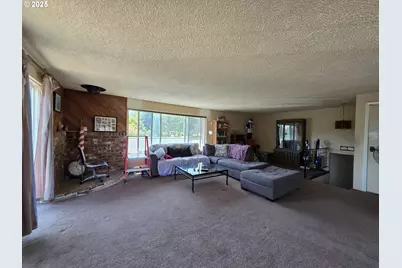 176 Homestead Dr, Myrtle Creek, OR 97457 - Photo 38