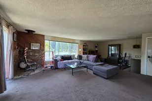 176 Homestead Dr, Myrtle Creek, OR 97457 - Photo 38