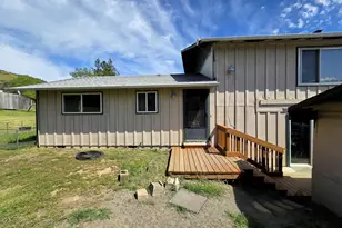 176 Homestead Dr, Myrtle Creek, OR 97457 - Photo 10