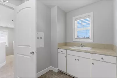 18318 SW Florendo Ln, Beaverton, OR 97007 - Photo 22