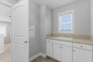 18318 SW Florendo Ln, Beaverton, OR 97007 - Photo 22