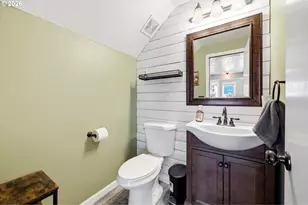 2016 SW Cerise Way, Troutdale, OR 97060 - Photo 16