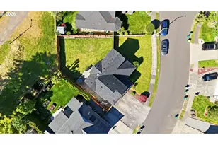 2016 SW Cerise Way, Troutdale, OR 97060 - Photo 36