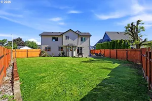 2016 SW Cerise Way, Troutdale, OR 97060 - Photo 34