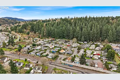 16000 SE Powell Blvd #68, Portland, OR 97236 - Photo 8
