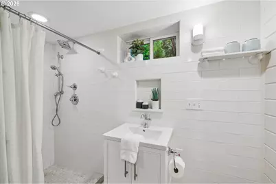 5816 NE 24th Ave, Portland, OR 97211 - Photo 34