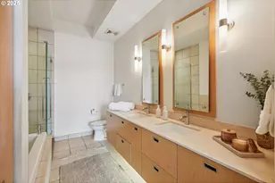 1260 NW Naito Pkwy, Portland, OR 97209 - Photo 14