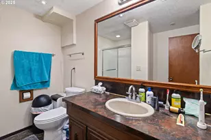 1920 NE 127th Ave, Portland, OR 97230 - Photo 36