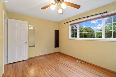 1920 NE 127th Ave, Portland, OR 97230 - Photo 20