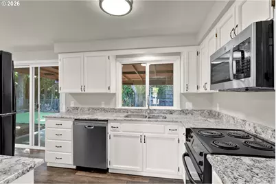 5423 Basin St S, Salem, OR 97306 - Photo 12