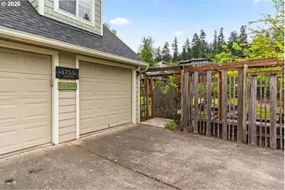 1755 E 43rd Ave, Eugene, OR 97405 - Photo 4