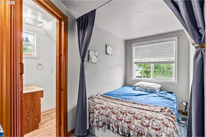 1755 E 43rd Ave, Eugene, OR 97405 - Photo 32